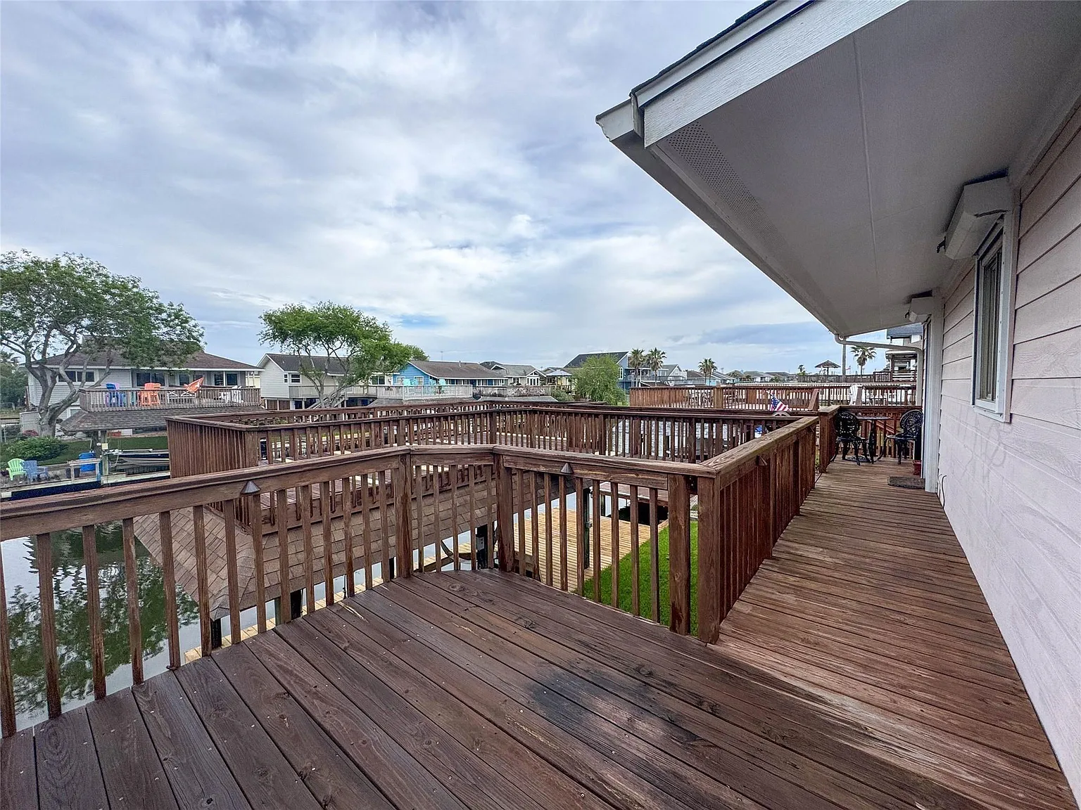 3 bed, 3.5 bath, 1253 sqft, $3,000 — Photo 3