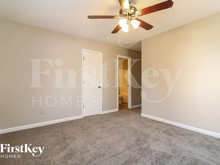 3817 Central Ave — Photo 8