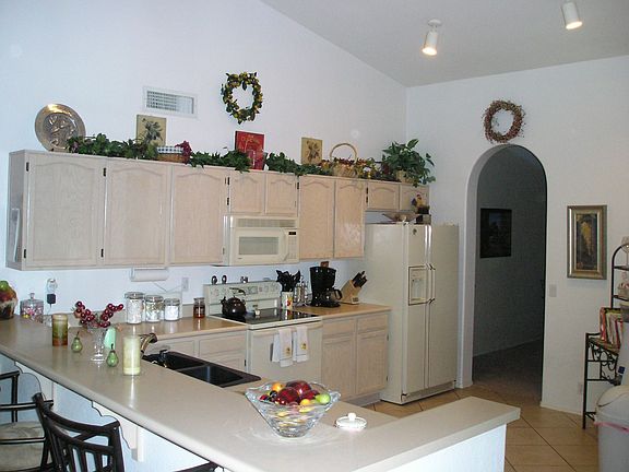 781 W. Morelos Ct. at www.jpbenedict.com