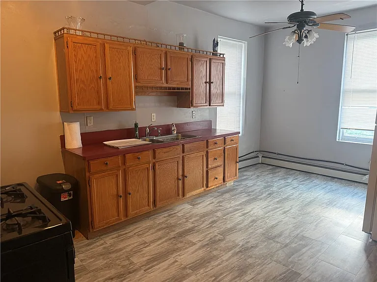 1019 Chislett St #2 — Photo 12