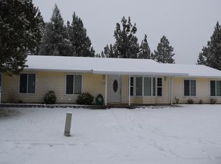 6129 Hogan Dr, Weed, CA 96094