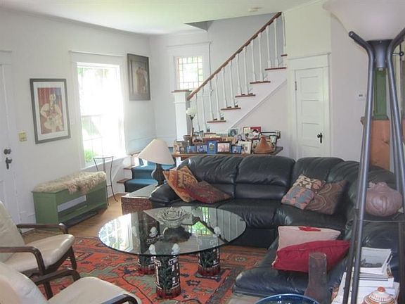 2nd image of 510 E C St #C
