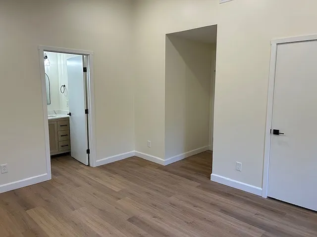 7502 Island Way — Photo 16