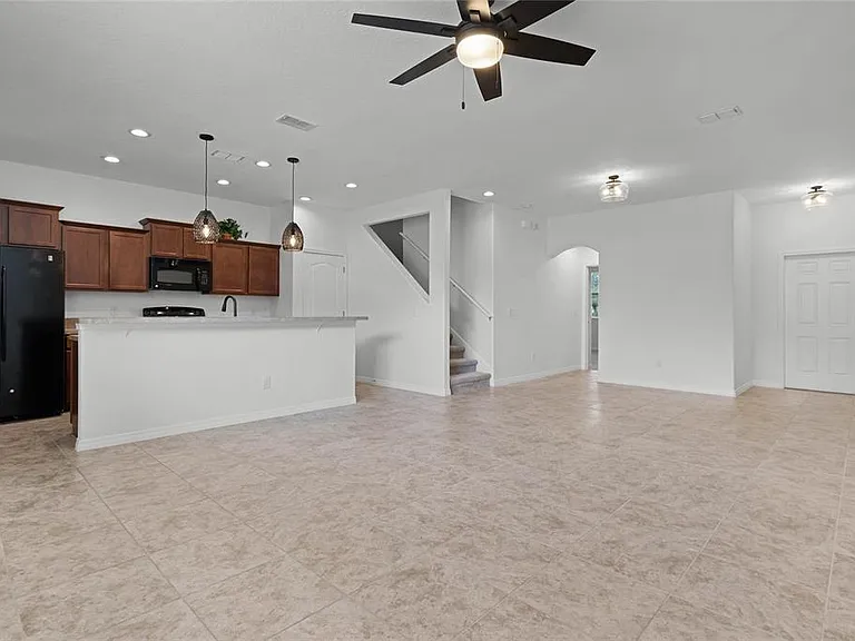 5440 New Independence Pkwy — Photo 2
