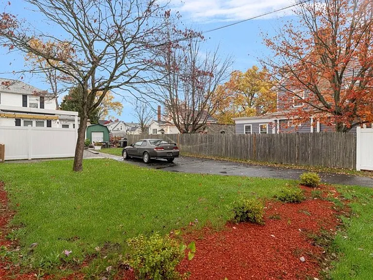1303 Cranston St #2B — Photo 13