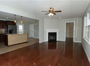 836 Hillmore Dr, Nashville, TN 37218