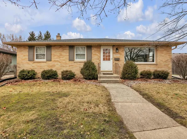 8614 36th AVENUE, Kenosha, WI 53142
