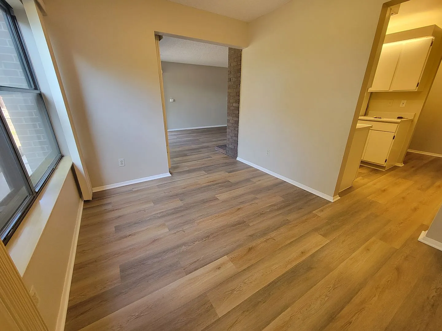 Sunny and Quiet Garden Level 3 bed, 2 bath condo in a convenient East Boulder neighborhood. — Photo 4