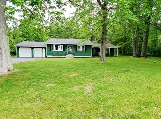 572 Old Plank Rd, Greenville, NY 12083