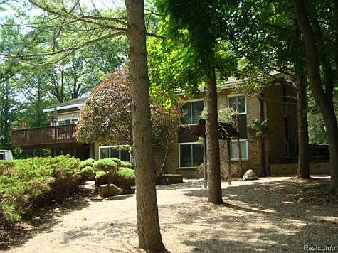 3rd image of 3261 Vera Ct