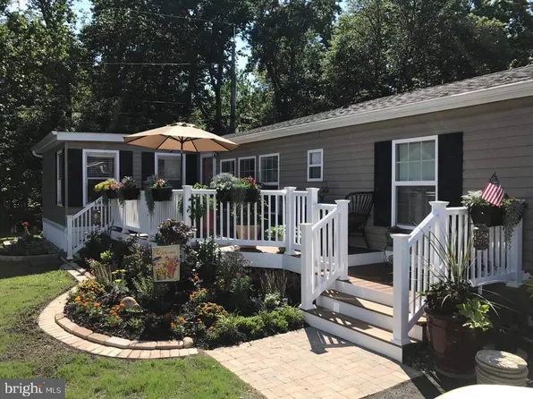 133 Patuxent Mobile Ests, Lothian, MD 20711