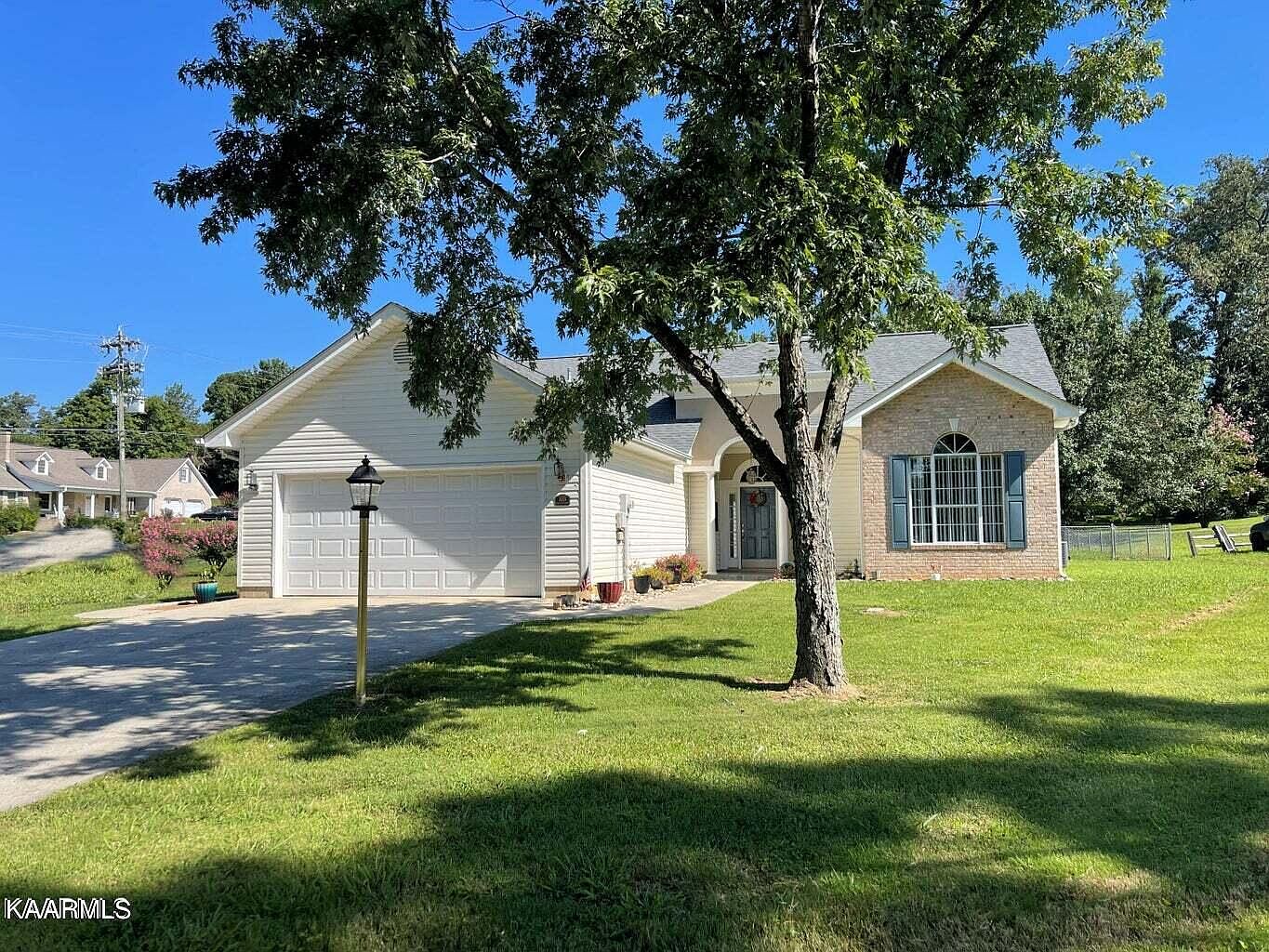 103 Oak Grove Rd, Madisonville, TN 37354 Zillow