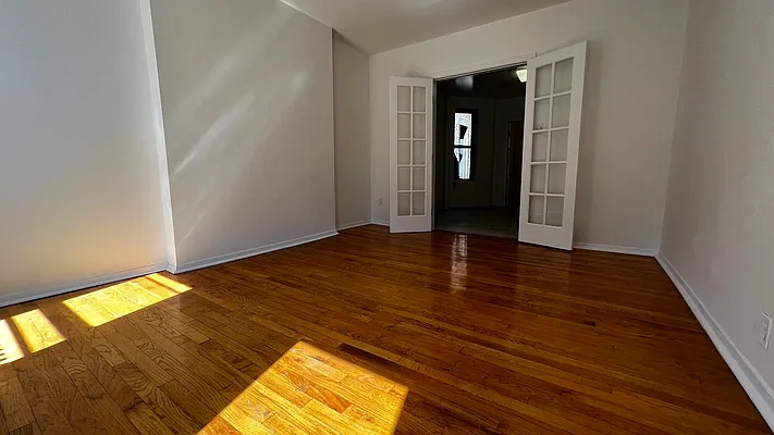 Rented by HOLTON REAL ESTATE INC. | media 15