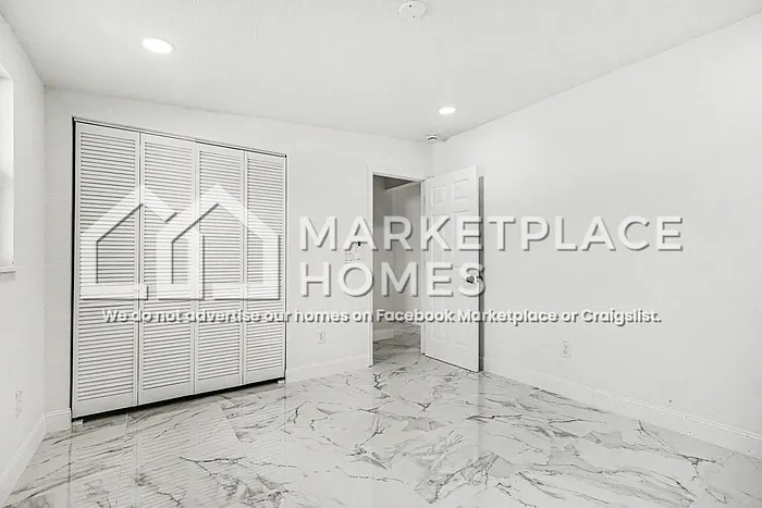 408 Bassedena Cir N — Photo 15