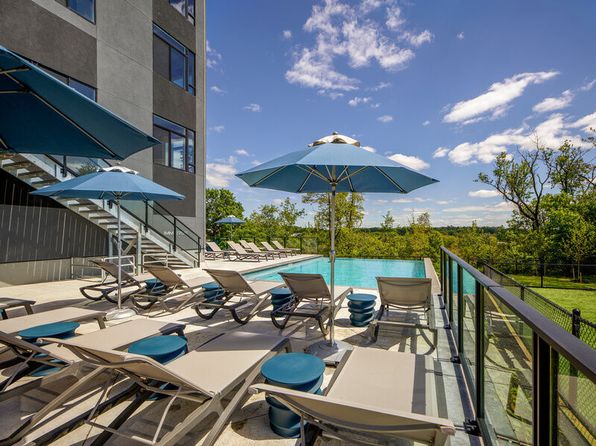 9 Presidential Blvd #436