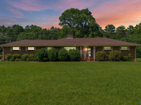 1328 Goodyear Ave, Gadsden, AL 35903