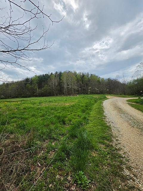 1st image of 38 Stumbo Rd