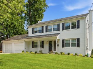 7517 Granada Dr, Bethesda, MD 20817