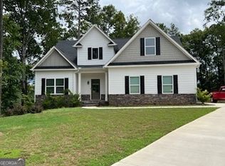 140 Hawthorn Ln, Covington, GA 30014
