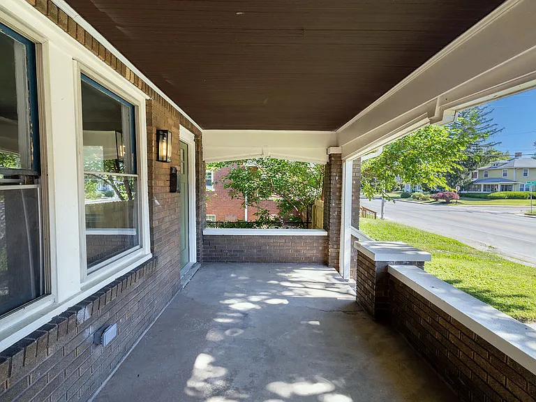 3556 N College Ave — Photo 4