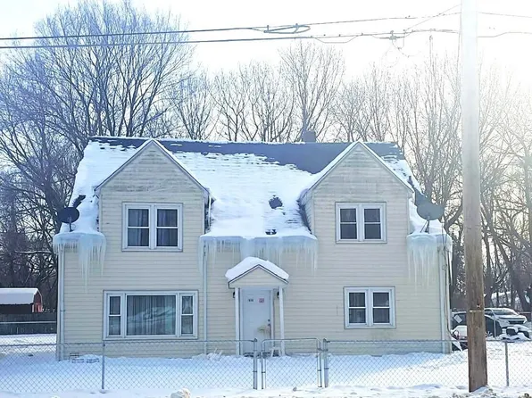 1636 E Britain Ave, Benton Harbor, MI 49022