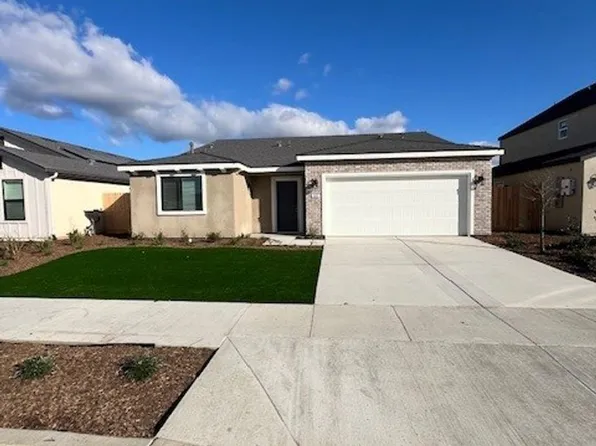 302 N Omalley St, Visalia, CA 93292