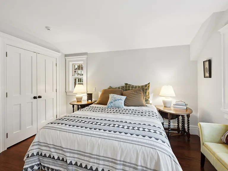 166 Hampton Rd — Photo 18