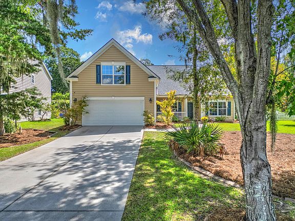 2nd image of 457 Blue Dragonfly Dr