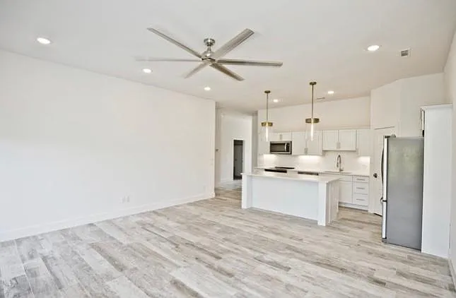 2727 Livingston Sq #1.1 — Photo 13