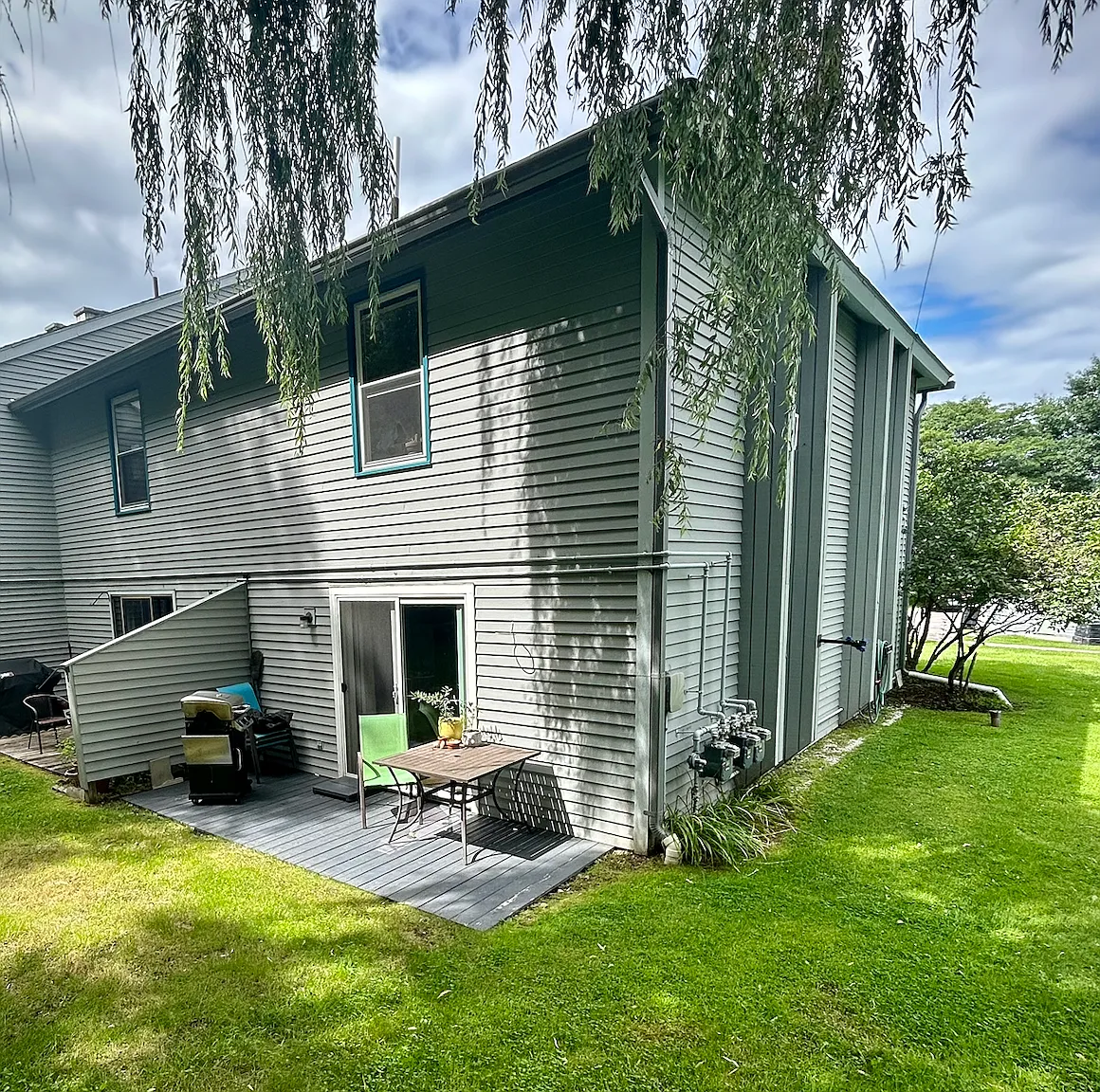 2 bed, 1.5 bath, 1088 sqft, $2,900 — Photo 2