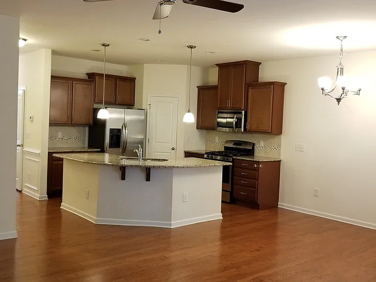 778 Treviso Ln — Photo 6