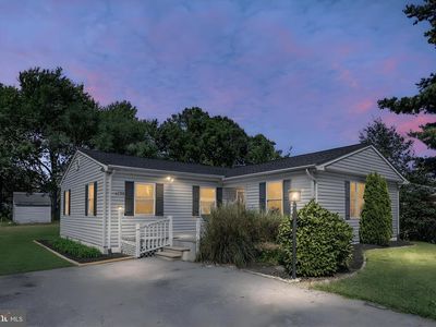 1839 Harbor Dr, Chester, MD, 21619