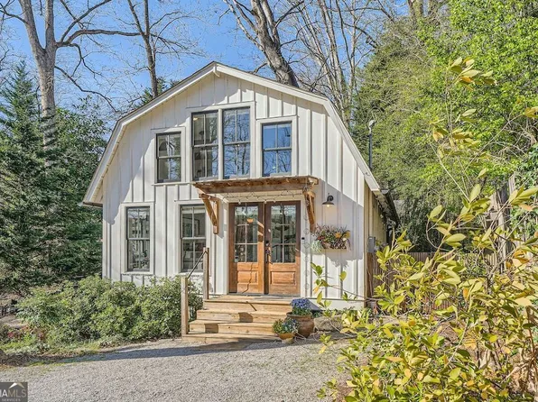 4616 Park Dr, Pine Lake, GA 30072