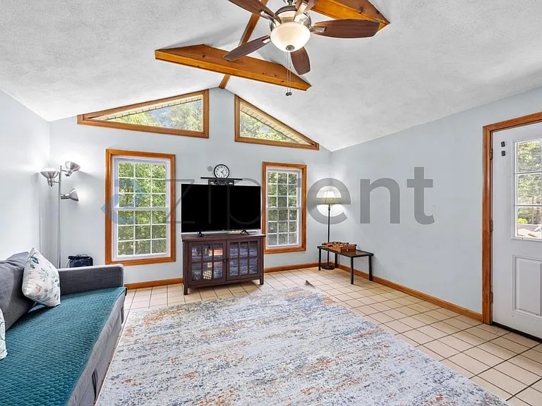 12 Thomas St — Photo 9