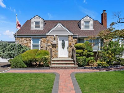 2573 7th Avenue, East Meadow, NY, 11554
