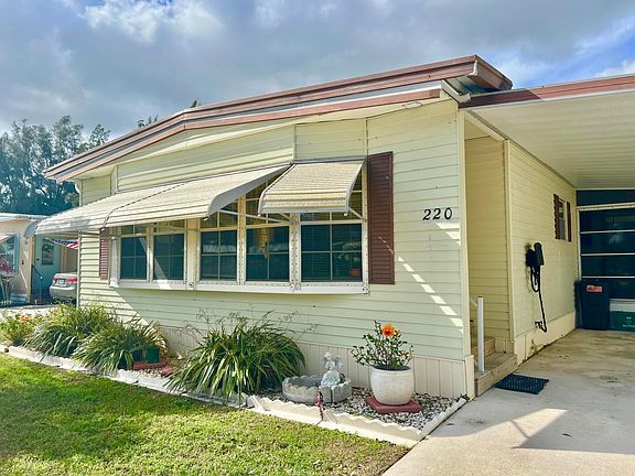 2nd image of 220 W Caribbean