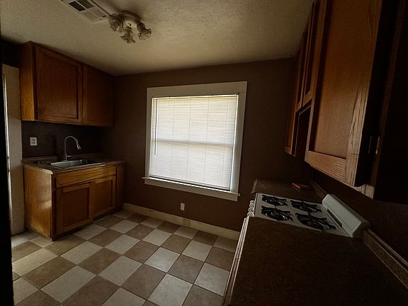 4th image of 505 14th St #A