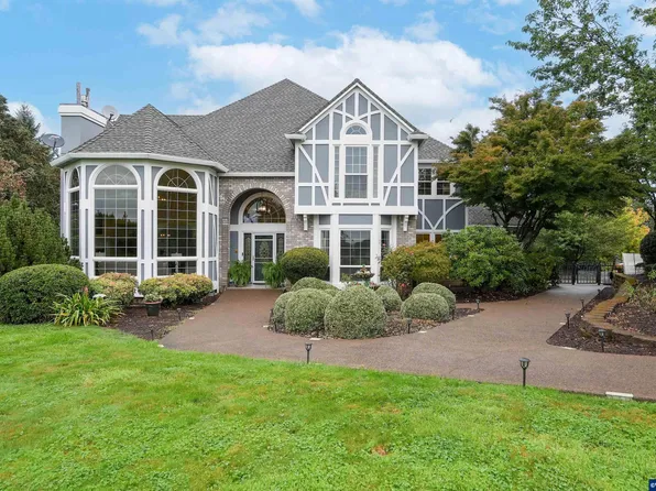 36313 Blueberry Dr, Lebanon, OR 97355