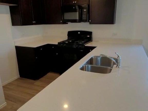 5th image of 3225 Mountain Lion Ave