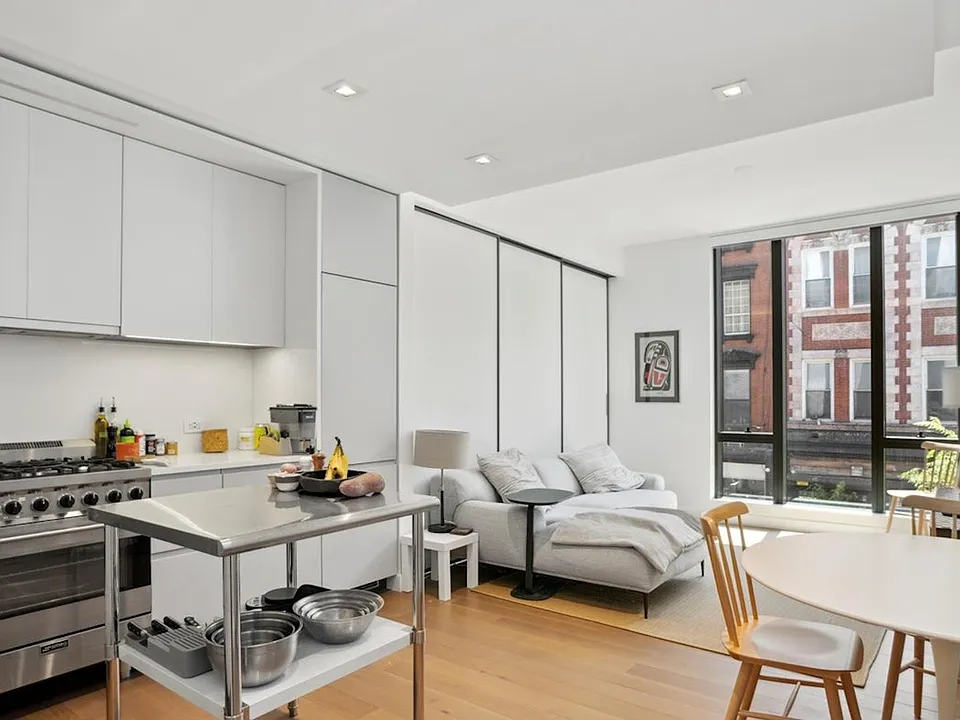 150 Rivington St #2G
