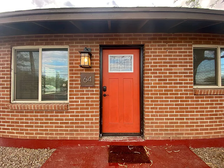 Studios and 1 Bedrooms in Central Location Tucson! — Photo 20