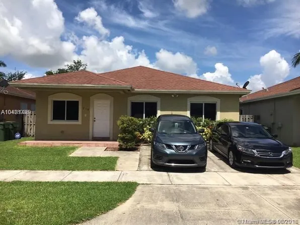 218 SW 15th Pl, Homestead, FL 33030