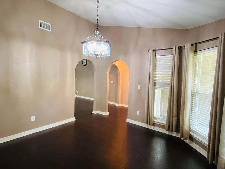 401 Evans Rd — Photo 11