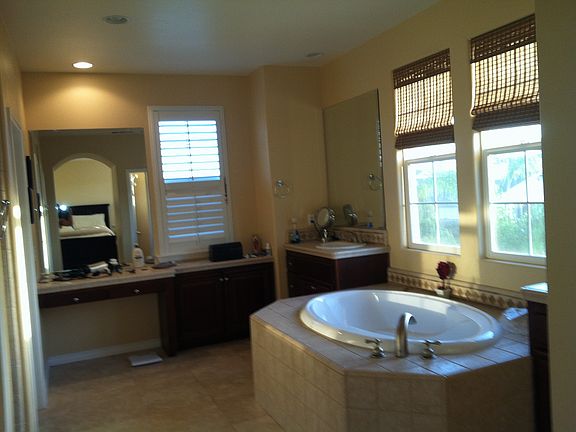 5th image of 386 Park Cottage Pl