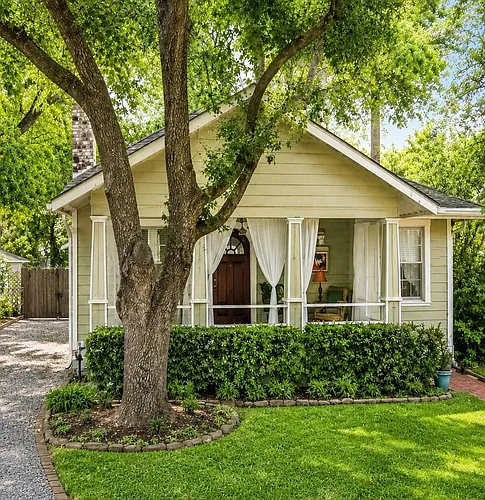 3716 Julian St Photo 1