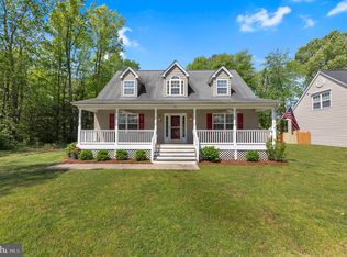 1341 Holly Vista Dr, Colonial Beach, VA 22443