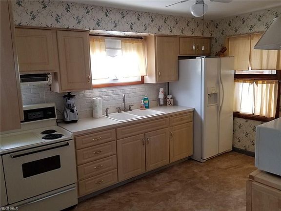 4th image of 15440 Pike Blvd