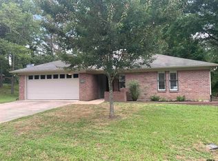 1407 Woodland Hills Dr, Whitehouse, TX 75791