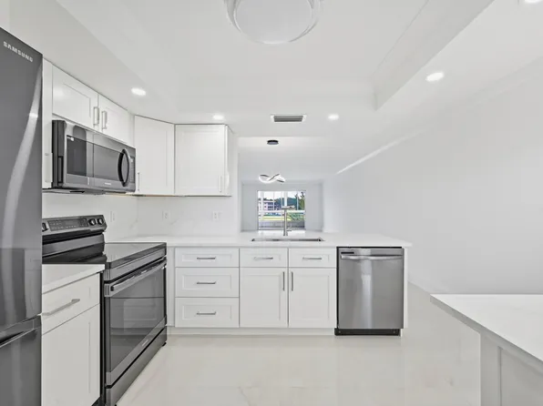 3204 Portofino Pt #B4, Coconut Creek, FL 33066