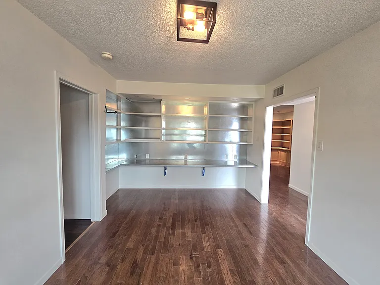 896 Altura Way #A — Photo 3